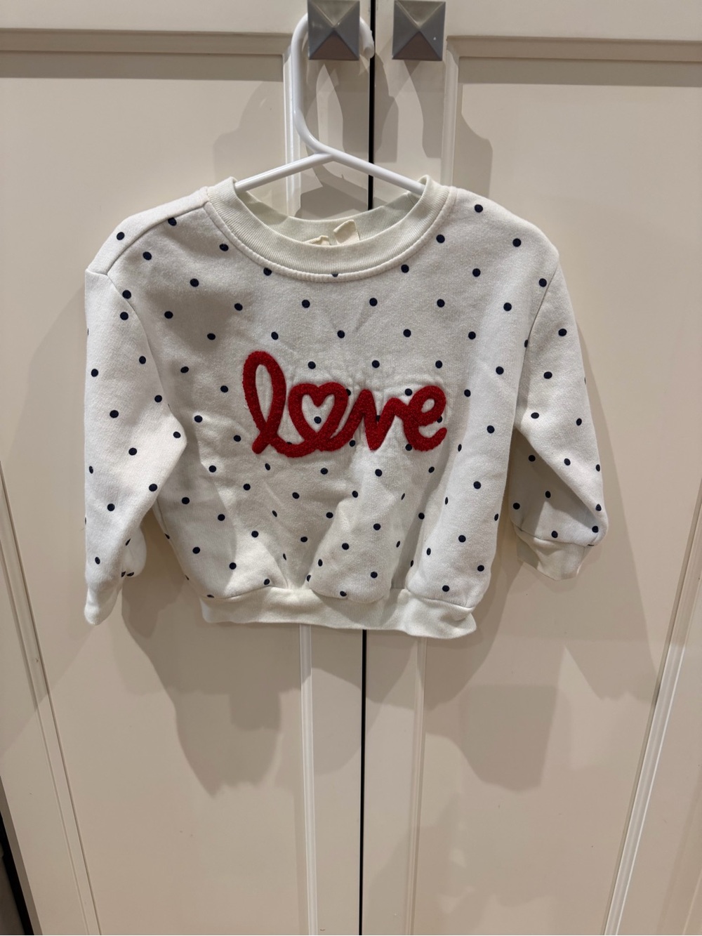 GAP 18-24m White Polka Dot Sweatshirt with Red "Love" Appliqué